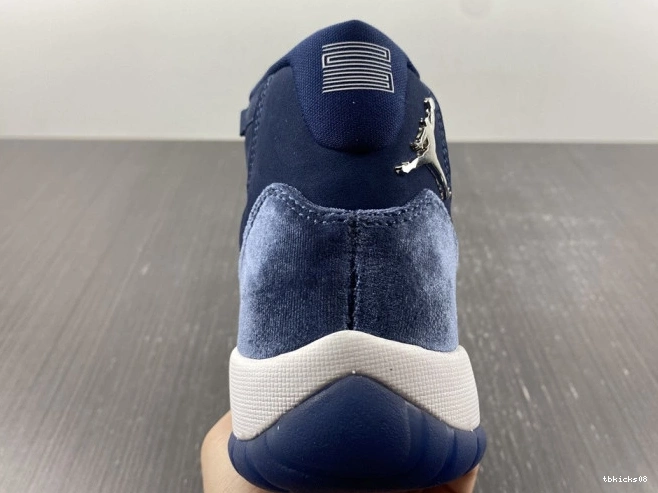 Rep TBkick Air Midnight WMNS Jordan Velvet 11 AR0715-441 Navy 0728